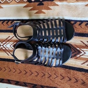 Brash sandals